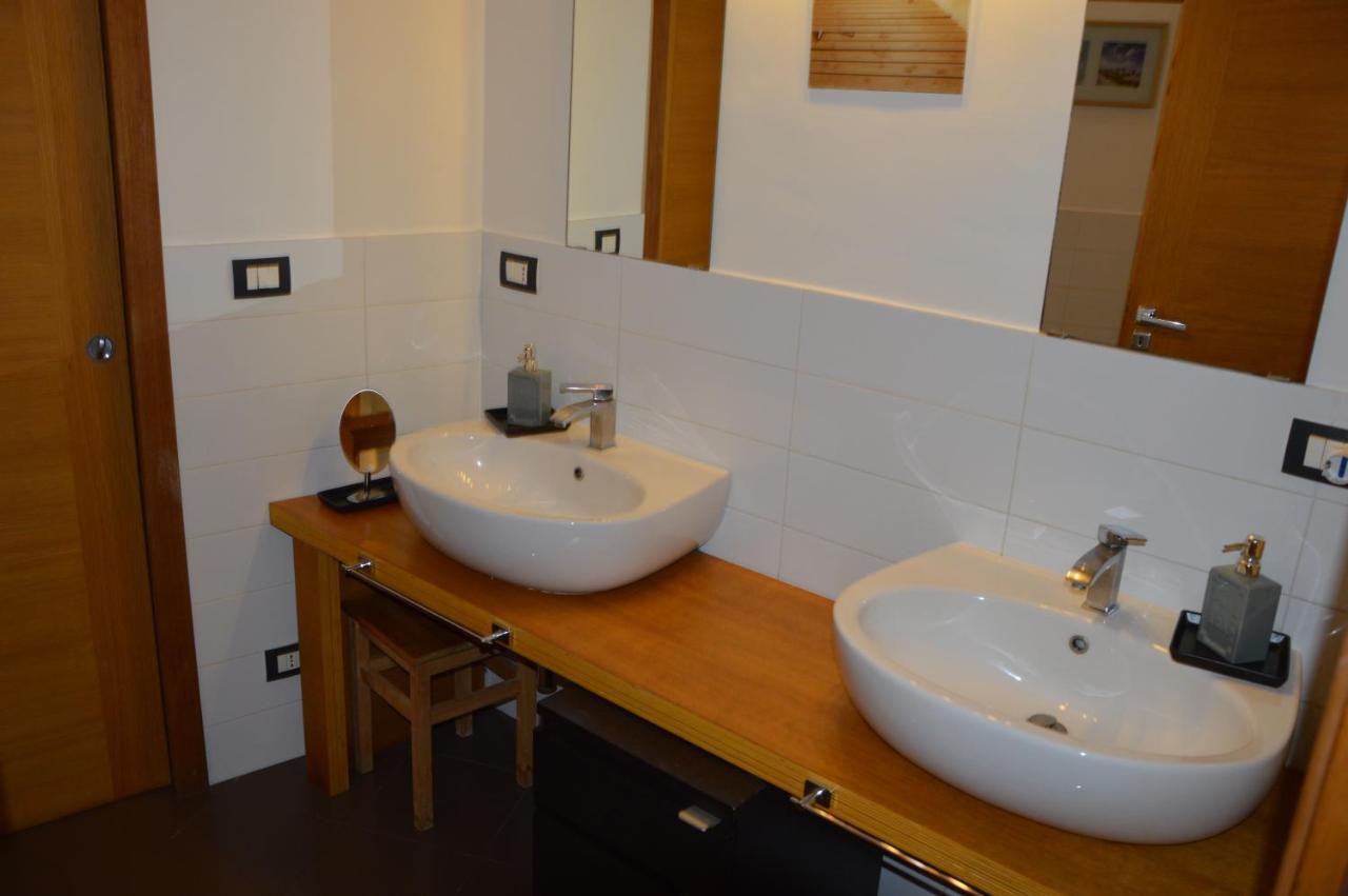 Casa Flora Al Corso Apartment Napoli Ngoại thất bức ảnh